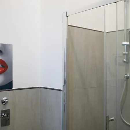 Eleganza E Design In Pieno Centro, 10min Dal Duomo * Mediolan